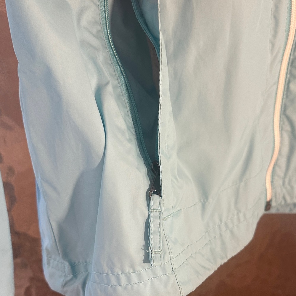 Columbia wind breaker Jacket - Picture 4 of 10